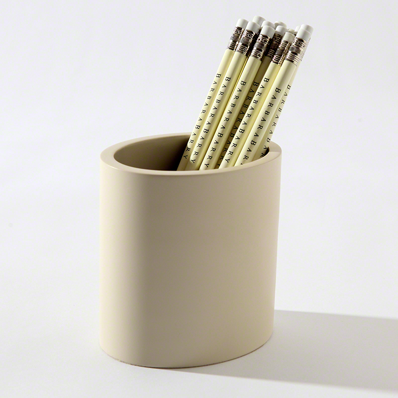 回上一页 文雅的椭圆笔筒 产地:中国 材料:mdf 价格:元 规格 品名